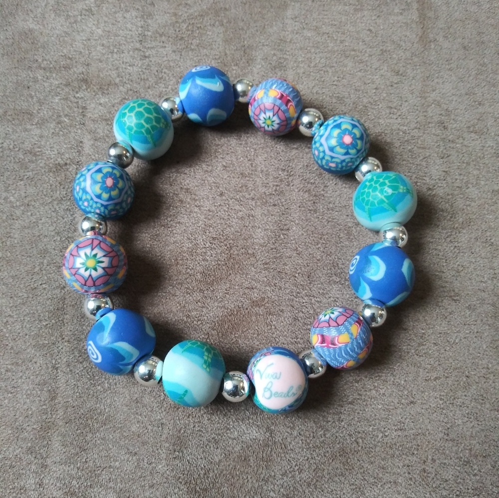 Viva turtle and clay bead braclet